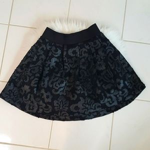 Black Dramatic Express Skirt Size XS